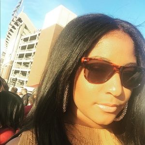 Meet your Posher, Stephanie